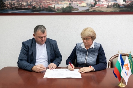 „Асарел-Медет” и Професионалната гимназия в Панагюрище подписаха нов 5-годишен договор за дуално обучение